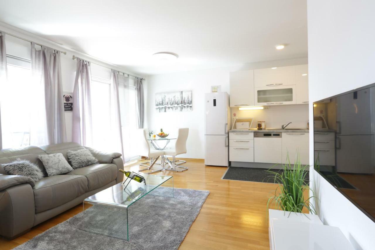 Apartment Rio Podstrana Eksteriør bilde